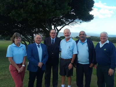 Sages besoek Stilbaai