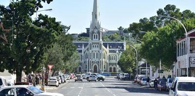 R12.7 miljoen vir salarisaanpassings