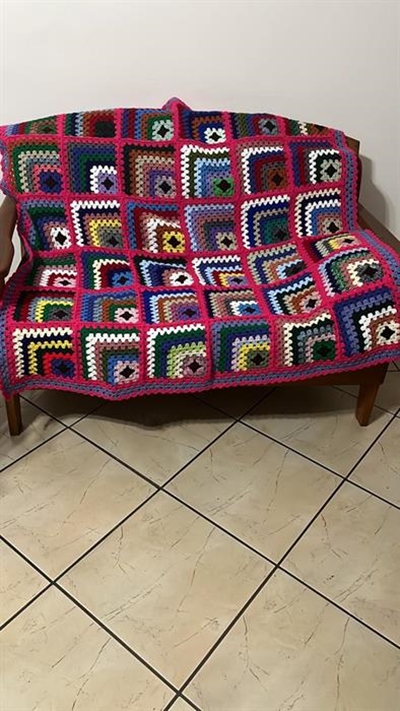 Take part in crochet marathon