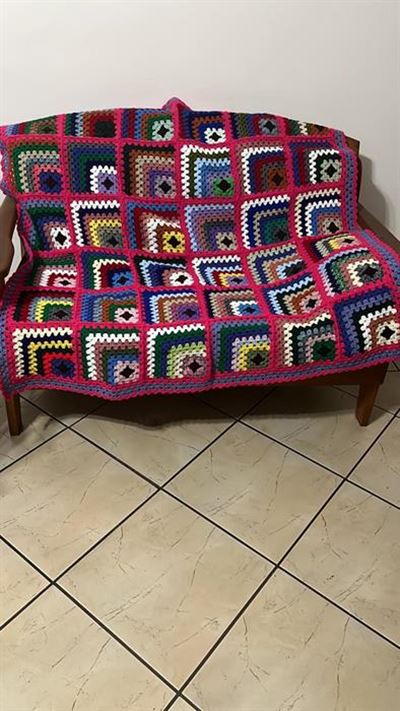 Take part in crochet marathon