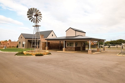 Secure estate in established Hartenbos