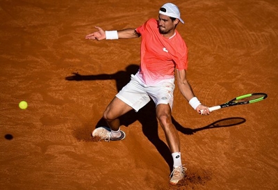 Garin saves five match points to stun Chardy in Houston