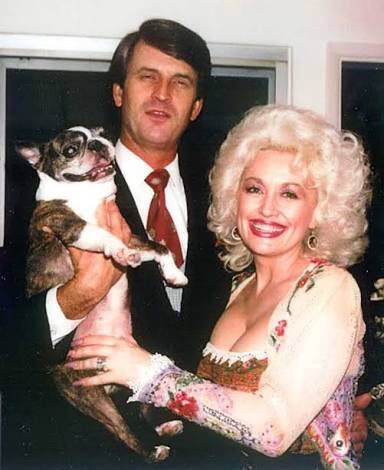 Farewell to a silent pillar: The passing of Carl Dean, Dolly Parton's devoted husband | Knysna-Plett Herald