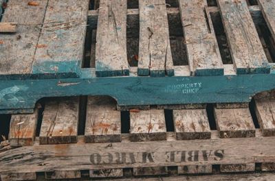 Ideas for up-cycling wooden pallets
