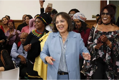 De Lille tackles Bowman Gilfillan over ‘conflicting’ reports