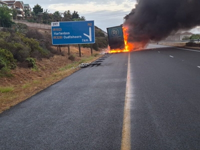 N2 temporarily closed following truck fire