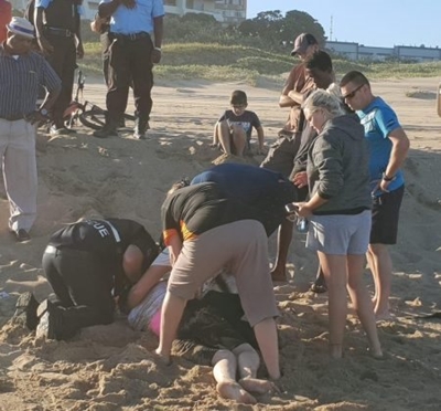 Cyclist and homeless man save drowning pensioner
