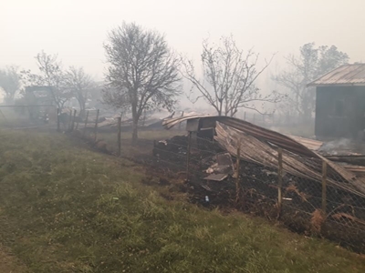 Minister visits Garden Route fires and victims