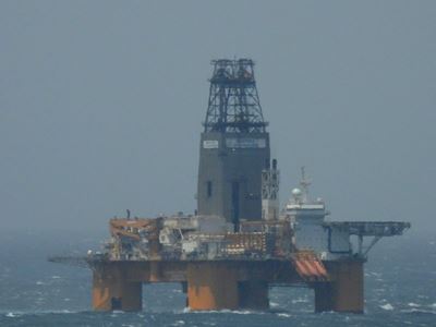 Rig leaves Mossel Bay