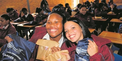 Knysna Secondary starts career club with WCED support