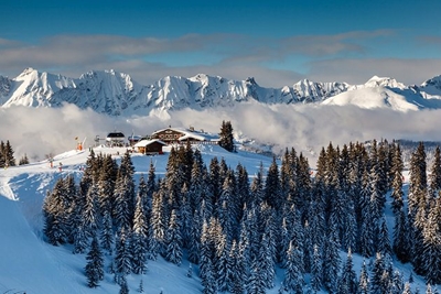 Avalanche in French Alps kills father and daughter