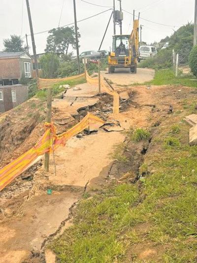 Landslide in Hornlee cuts off water supply