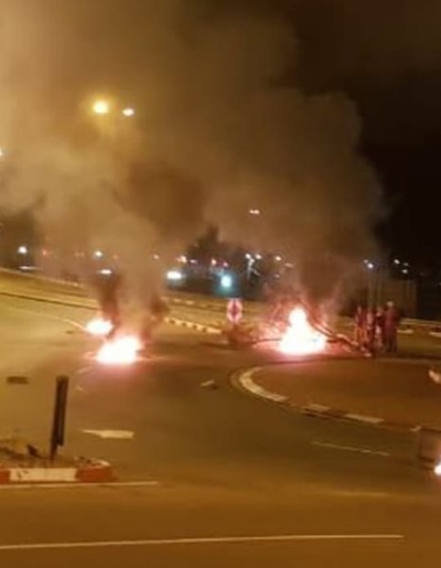 Looting becomes part of Plett protest action