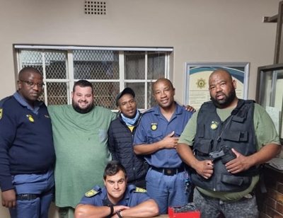 Kwa police arrest four for drug possession
