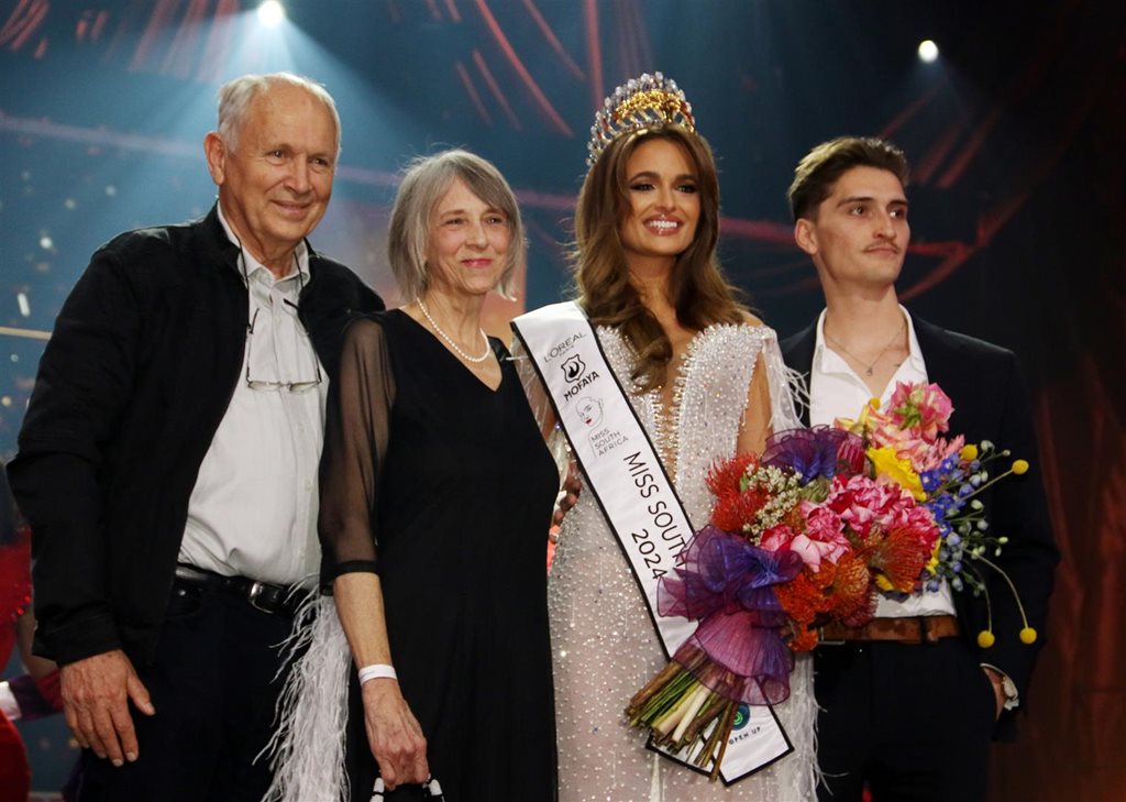 Miss SA winner - Mia le Roux