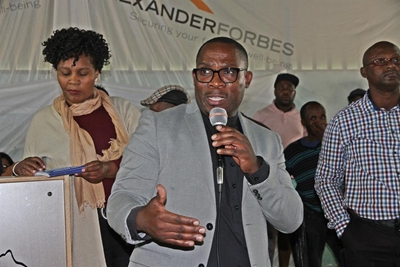 Madikizela pours oil on troubled waters