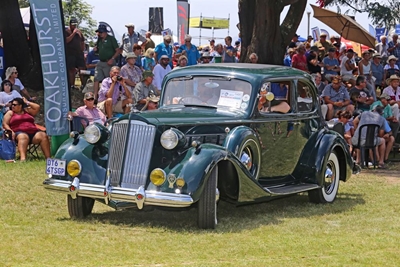 Old car show ready to roll