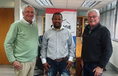 Farm worker of the year and mayor meet up