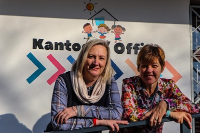 Skoenboksprojek vier sy 16de bestaansjaar