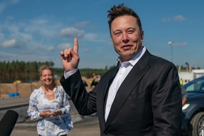 Elon Musk’s magic continues as bitcoin nears $50,000