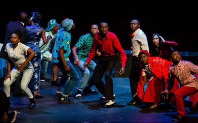 Shakespeare 'praat die taal'