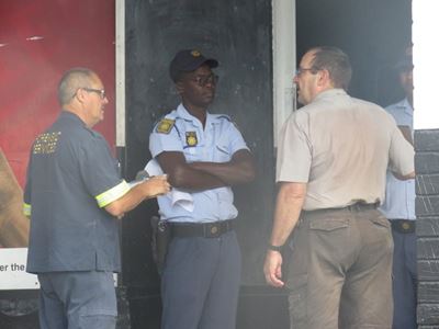 Robbers strike at Graaff-Reinet liquor store