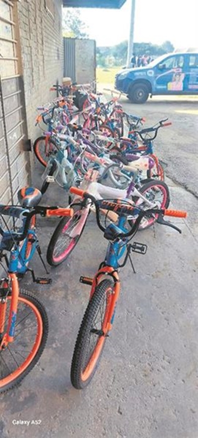 Gayton se fietse bly in Borcherds