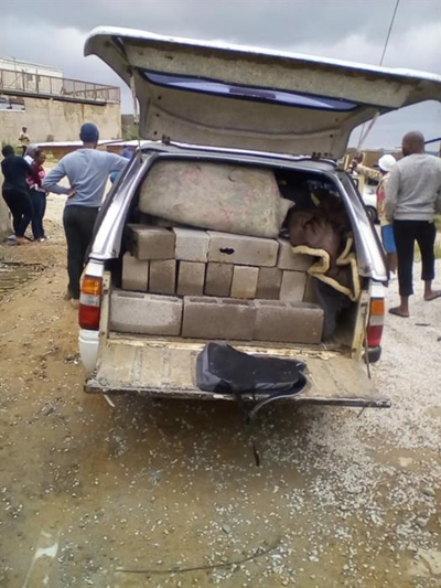 3 arrested for theft at building site