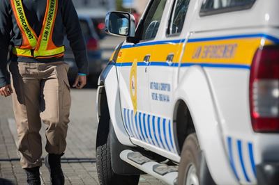 Klipgooiery op Louis Fourie lei tot munisipale patrollies