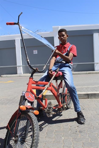 Unieke fietse skep hoop