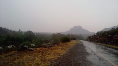 Graaff-Reinet kry ook reën