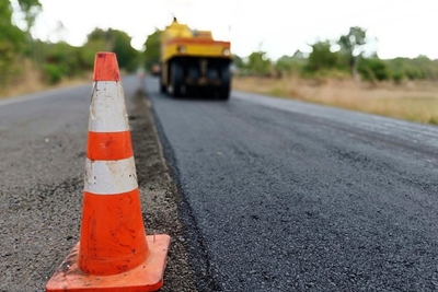 Tender notice: For the routine road maintenance of National Route 2 sections 5 to 7 from Rietkuiloutspan to Rondeheuwel 
