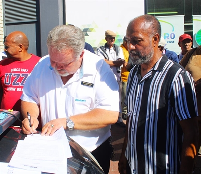 Plakkaatbetoging voor Checkers