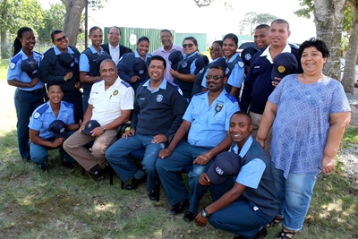 Blink toekoms wink vir opsigters in blou