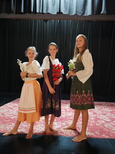 Kom kyk Repelsteeltjie by kunsteteater