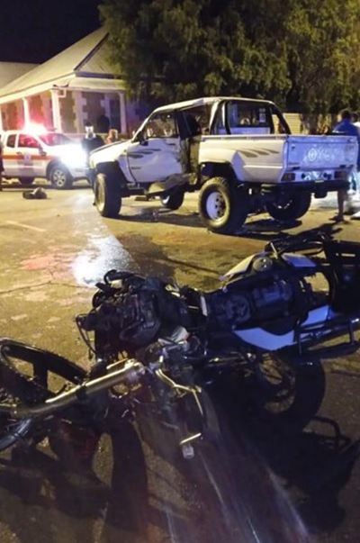 Motorfietsryer ernstig beseer