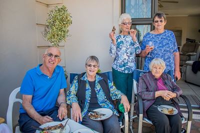 Ons groet met ‘n braai