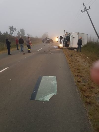 Polisiebeampte sterf in botsing
