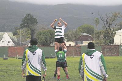 Eagles hammer Bulldogs