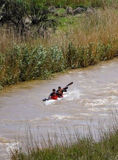 Birkett en Louw wen Visrivier-kanomarathon met 30 sekondes     