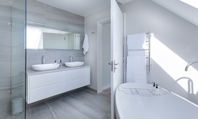 Lighting and mirrors in bathrooms
