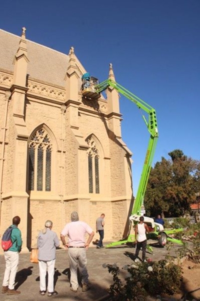 Skade aan kerk se beeld na storm