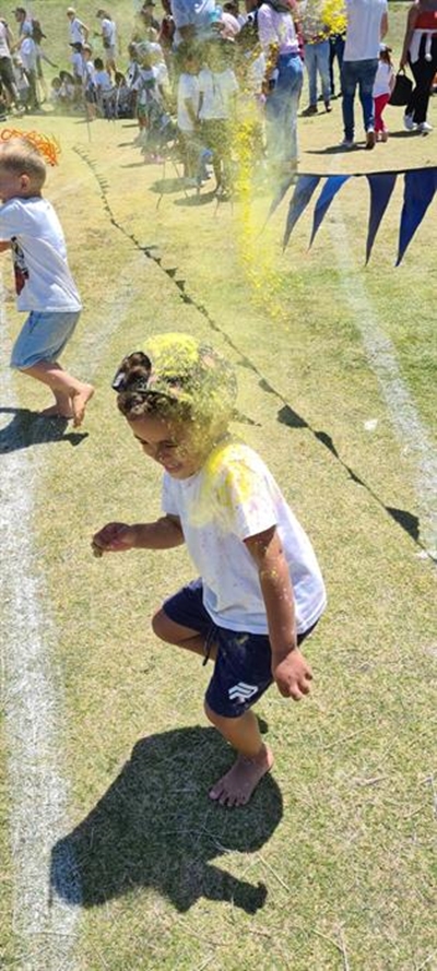 Curro se kleinspan doen atletiek