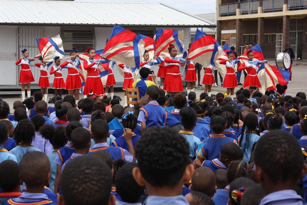 Groot opwinding vir Sacred Heart Primêr Oudtshoorn Courant