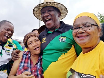 Hearty welcome for Minister Cele