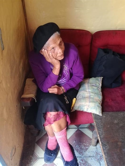 Ouma Sarie se Moses kook aanlyn