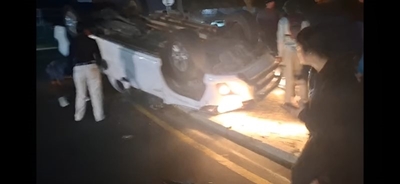 Bakkie driver's bravado leads to crash 