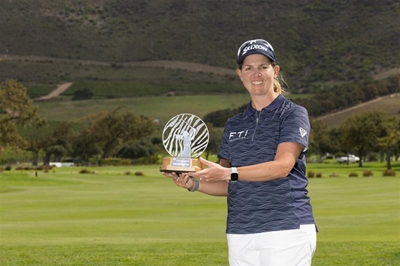 Buhai takes Investec SA Women’s Open with a victory lap