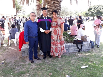 Local student receives prestigious award
