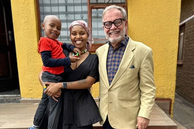 Carl Niehaus pays lobola for Noluthando Mdluli